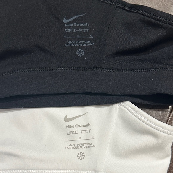 Pair of Nike Women's Sports Bras - Picture 6 of 9